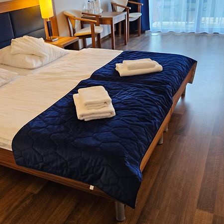 Bursztyn Spa コウォブジェク エクステリア 写真