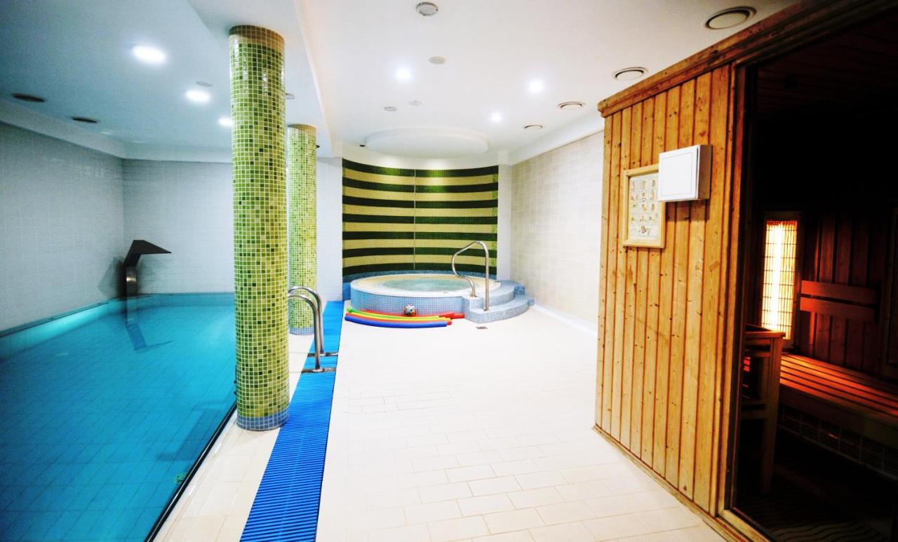 Bursztyn Spa コウォブジェク エクステリア 写真